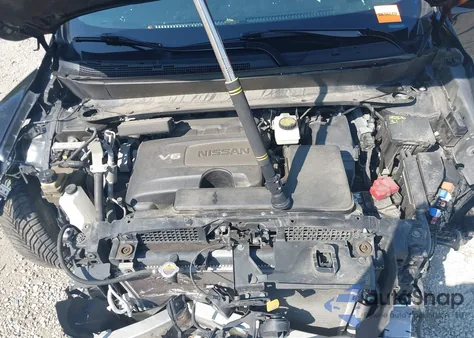 2017 Nissan Pathfinder Sl z USA, uszkodzony, nr VIN 5N1DR2MN0HC693053